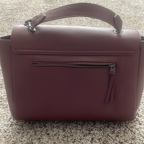 Universal Thread Purse - Picture 6 of 6